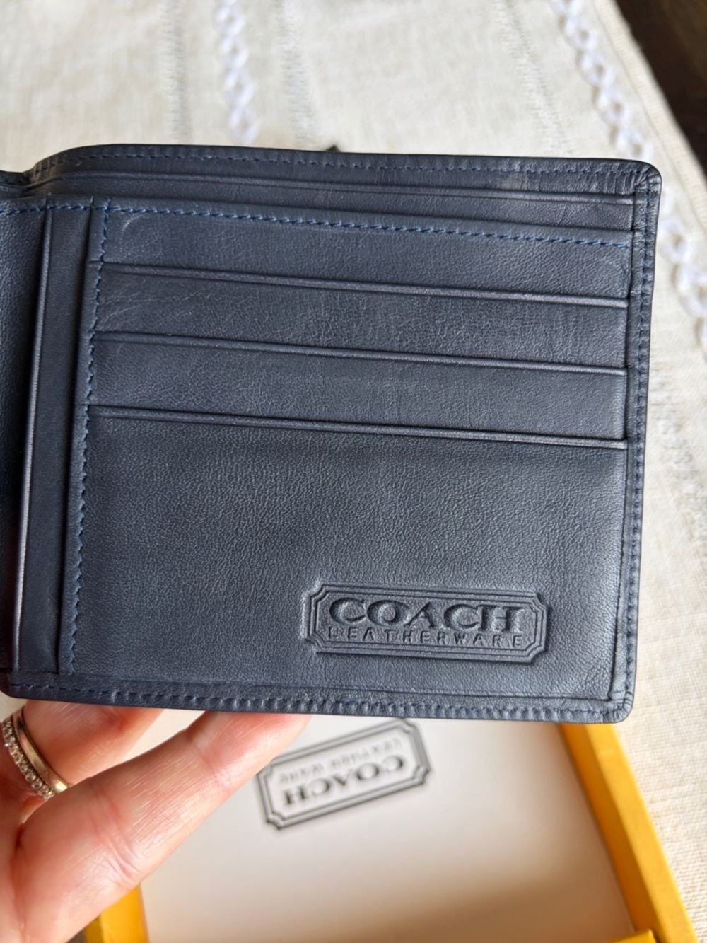 Vintage Coach Leather Ware Men's Bifold Card Holder Wallet late 80s early 90’s - Picture 5 of 12